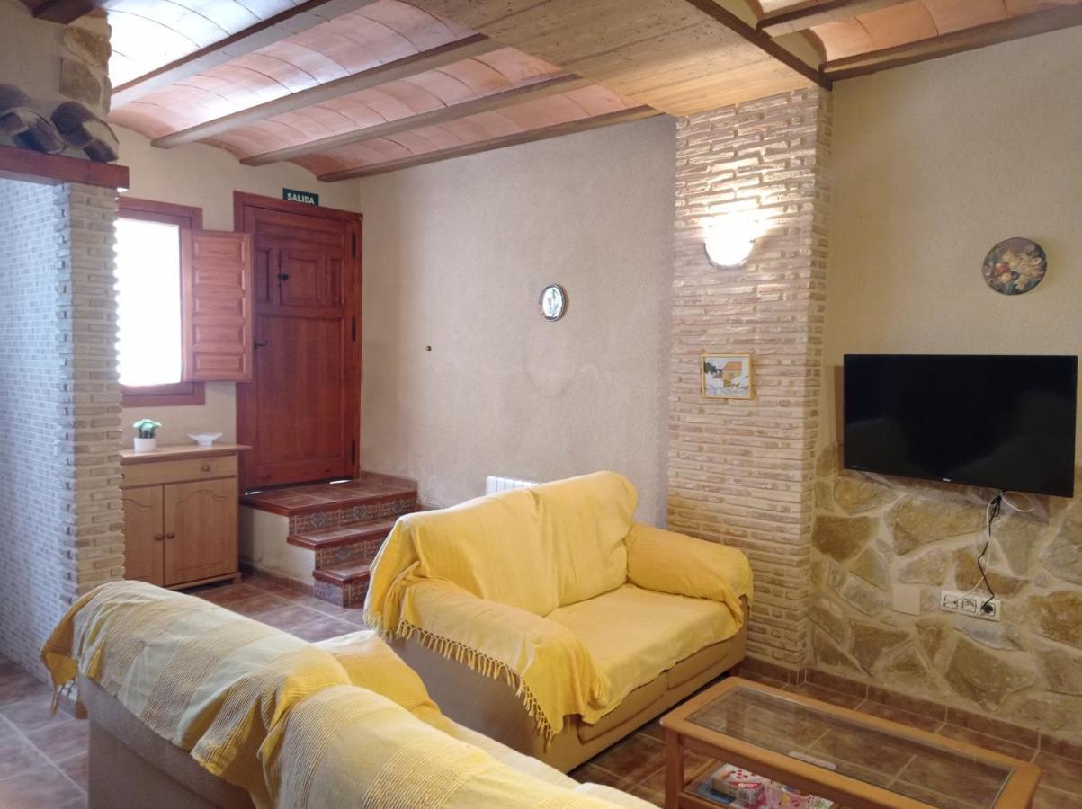 Casa Camille.villares Elche de la Sierra