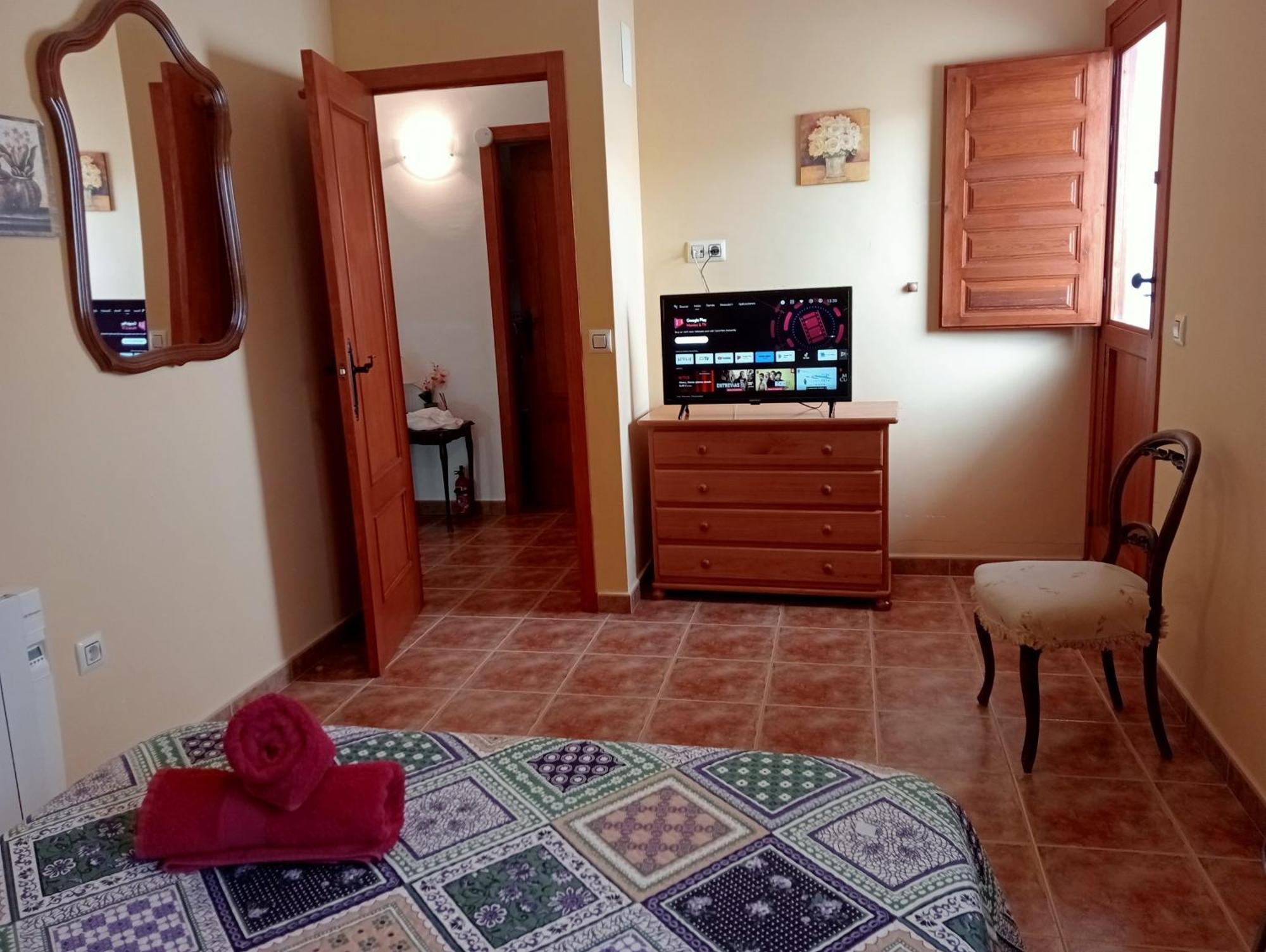 Casa Camille.villares * Elche de la Sierra